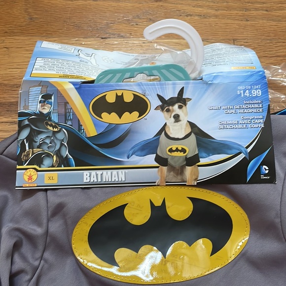 Halloween costume for dog- Batman - Picture 2 of 3